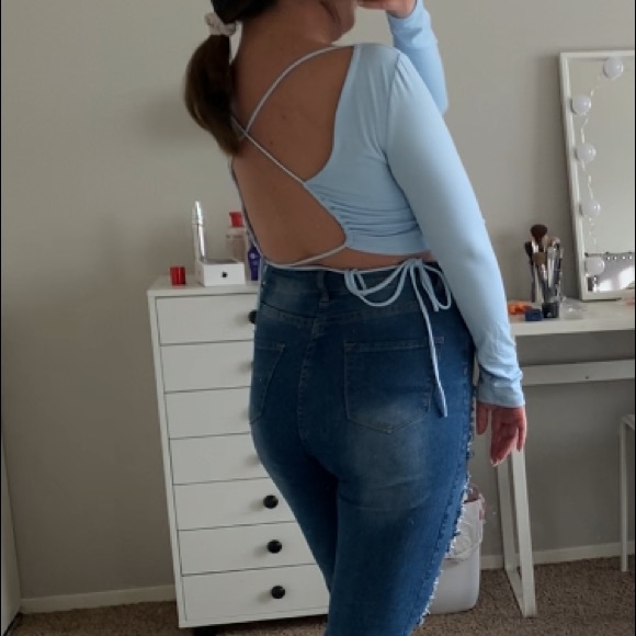 Blue open back crop top - Picture 2 of 2
